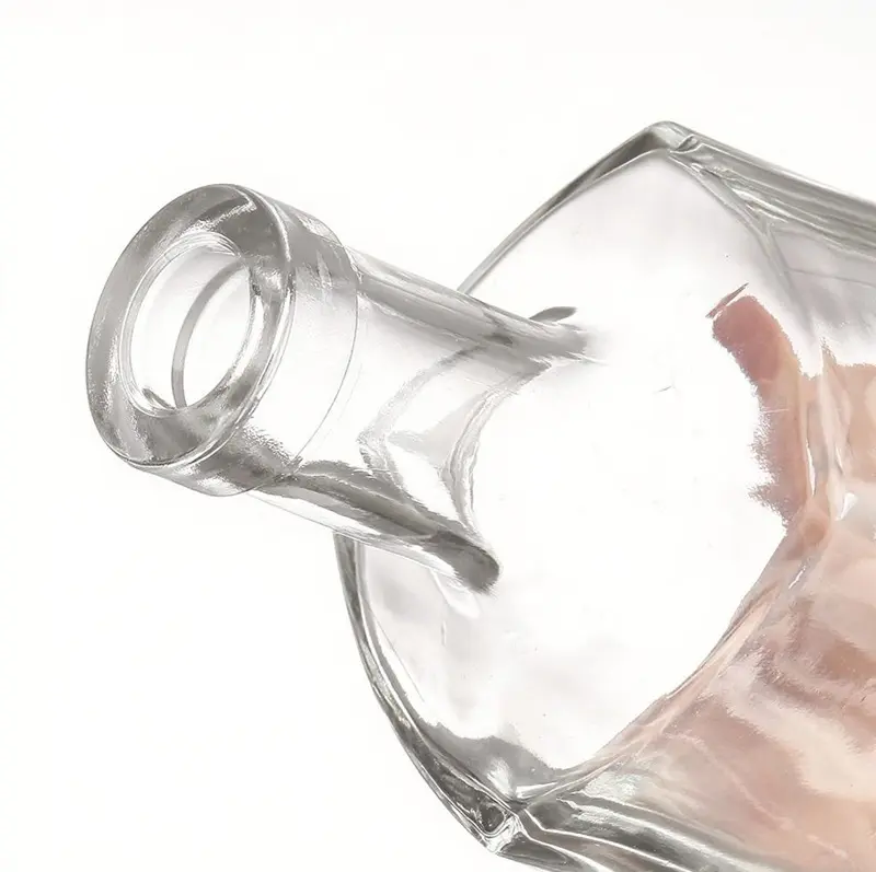 1 Liter Bottle3.jpg