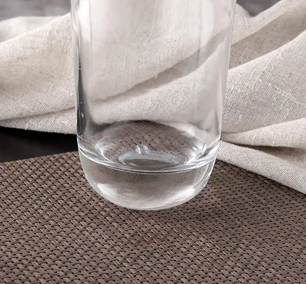 glass whisky bottles2