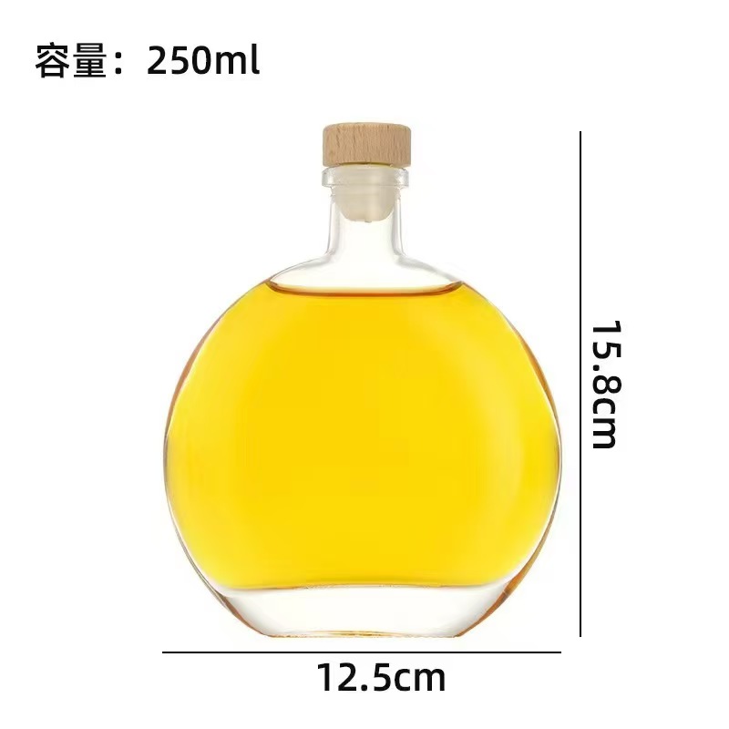 liquor bottle (2).jpg